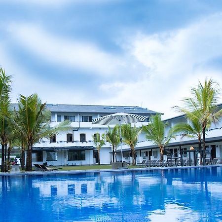 Coco Royal Beach Resort Pvt Ltd Калутара Экстерьер фото